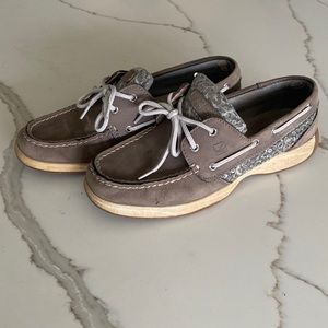 Sperry topsiders